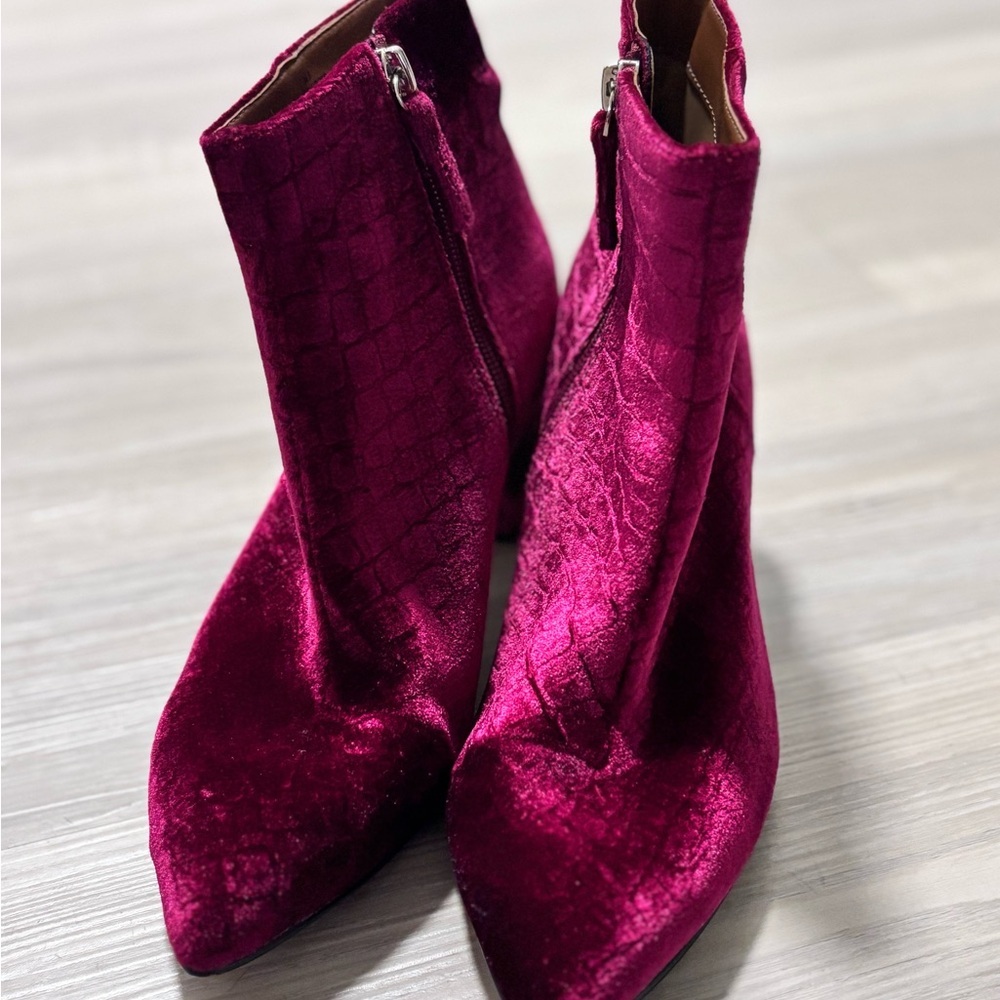 Velvet Croc-Embossed Ankle Boots‎ - Burgundy KURT GEIGER LONDON - Picture 3 of 9